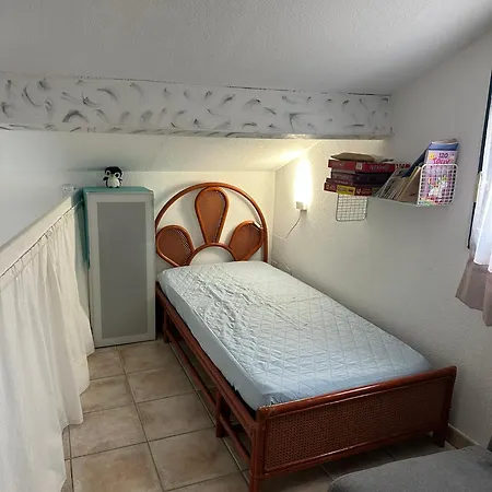 Petite Maison Climatisée 35 M2 Avec Piscine-le Lavandou-plage 700 M Hébergement de vacances Le Lavandou