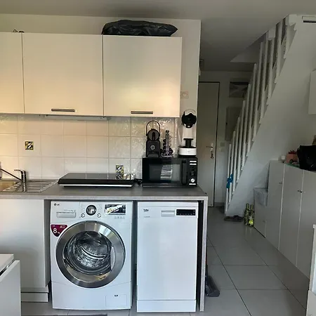 Petite Maison Climatisée 35 M2 Avec Piscine-le Lavandou-plage 700 M